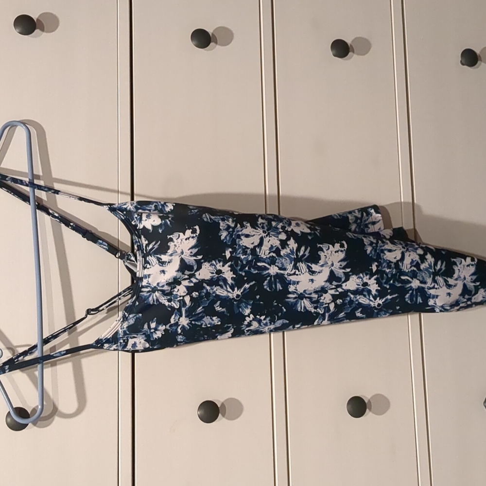 Maternity tankini top